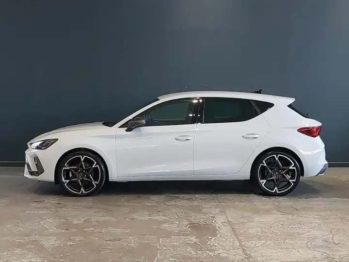 Cupra Leon 2025 photo 4