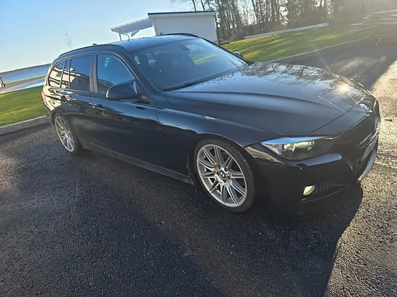 BMW 318D 2013 photo 3