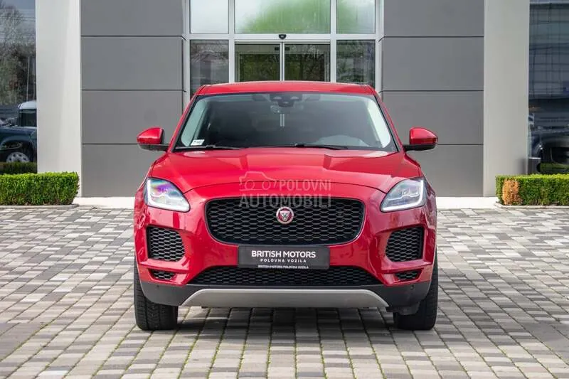 Jaguar E-Pace 2019 photo 2