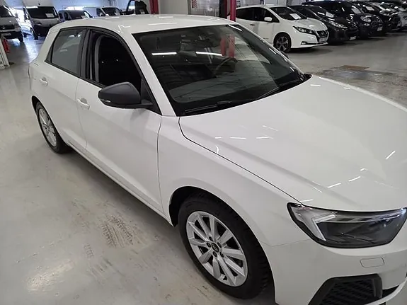 Audi A1 2023 photo 3