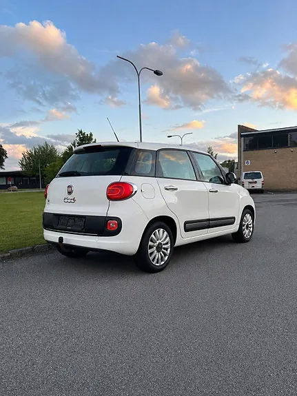 Fiat 500L 2013 photo 3