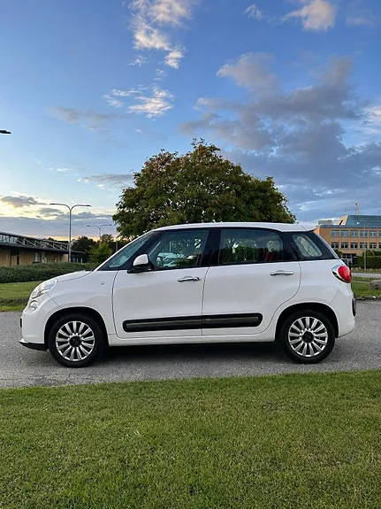 Fiat 500L 2013 photo 2
