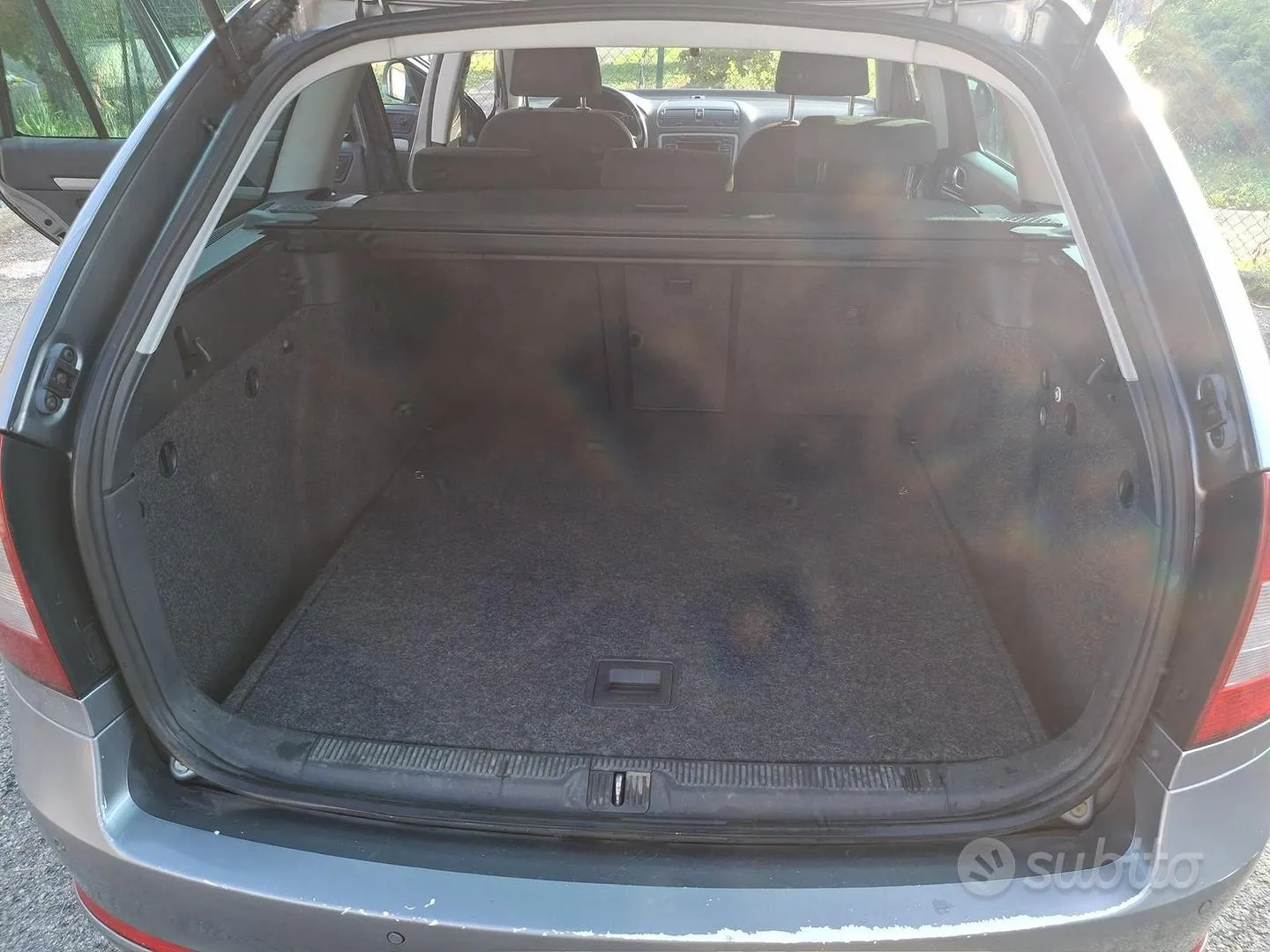 Skoda Octavia 2012 photo 4