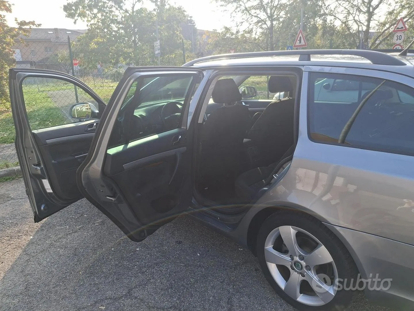 Skoda Octavia 2012 photo 5