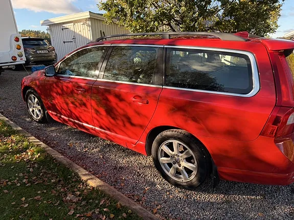 Volvo V70 2013 photo 4