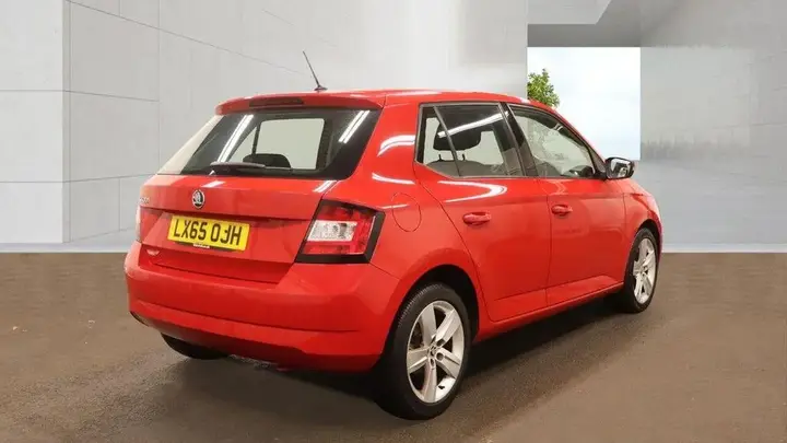 Skoda Fabia 2015 photo 4