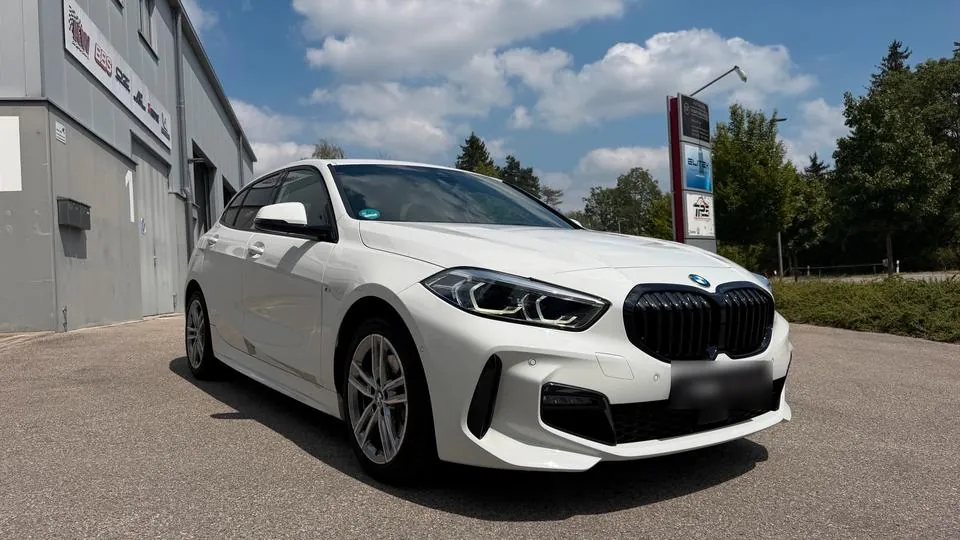 BMW 118I
