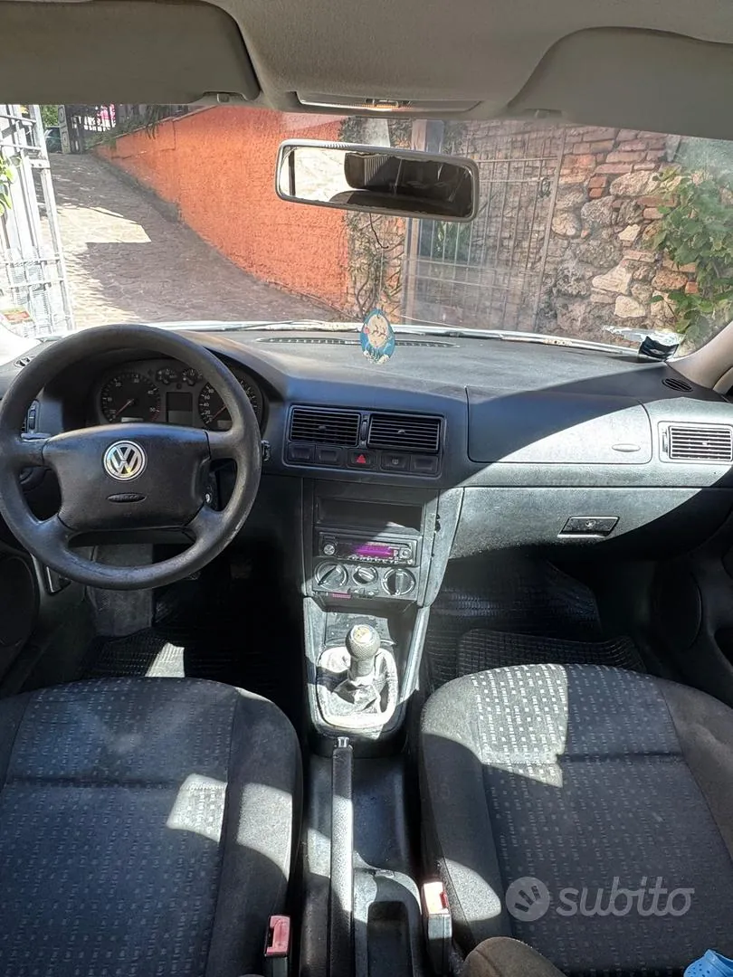 Volkswagen Golf 2002 photo 5