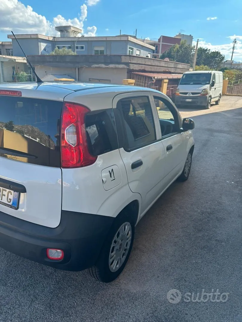 Fiat Panda 2019 photo 4