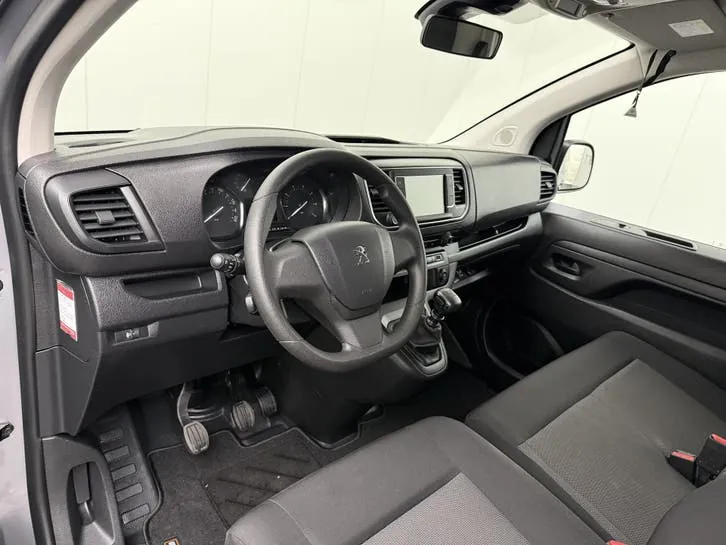 Peugeot Expert 2024 photo 3