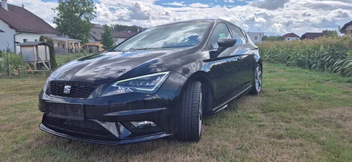 Seat Leon 2015 photo 3