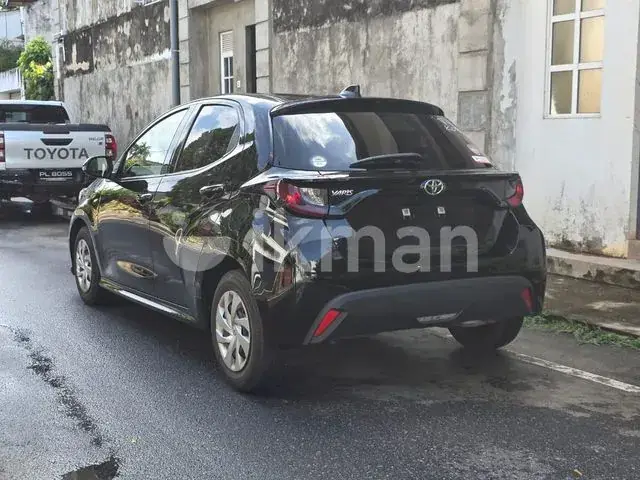 Toyota Yaris 2023 photo 5