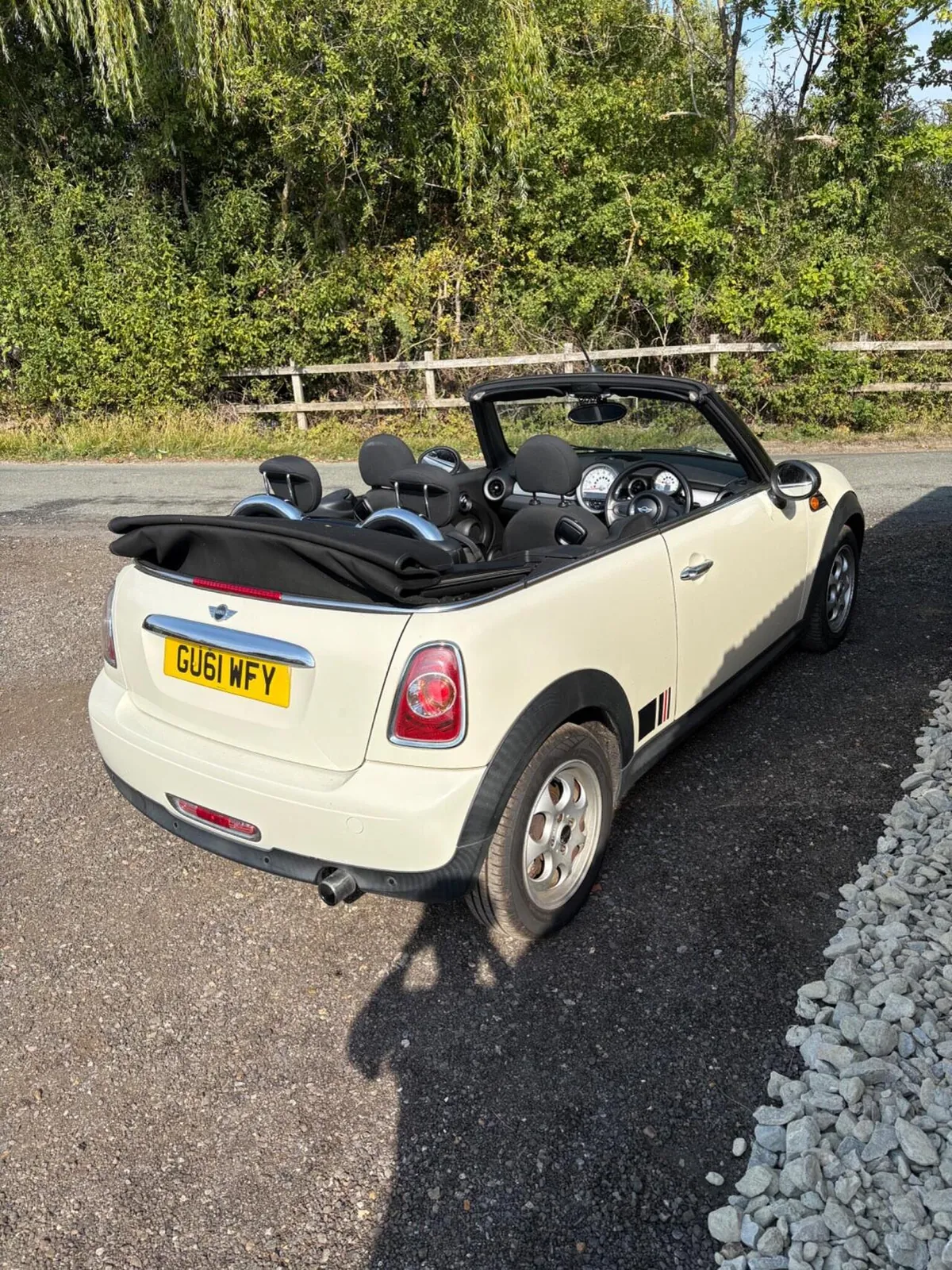 Mini Convertible 2011 photo 3