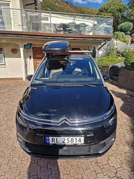 Citroen Grand C4 Picasso 2017 photo 3