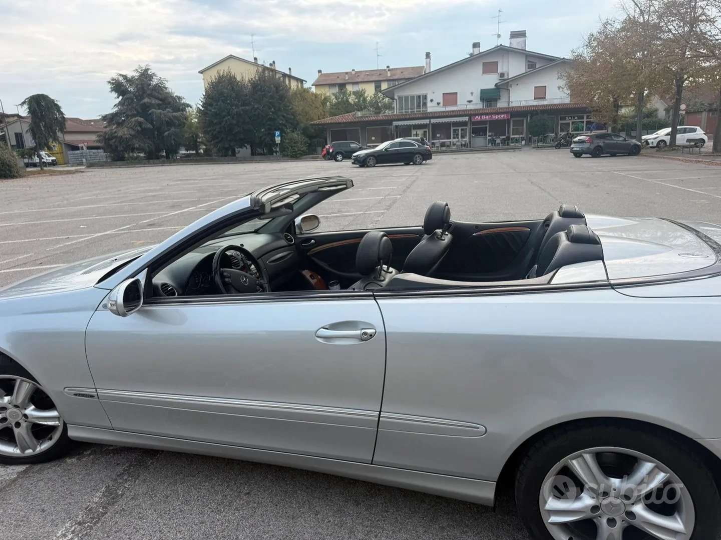 Mercedes-Benz Clk-Class 2003 photo 4