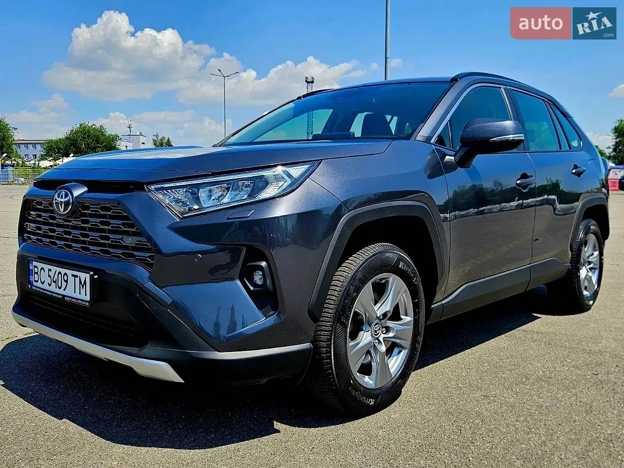 Toyota Rav4 2024 photo 3