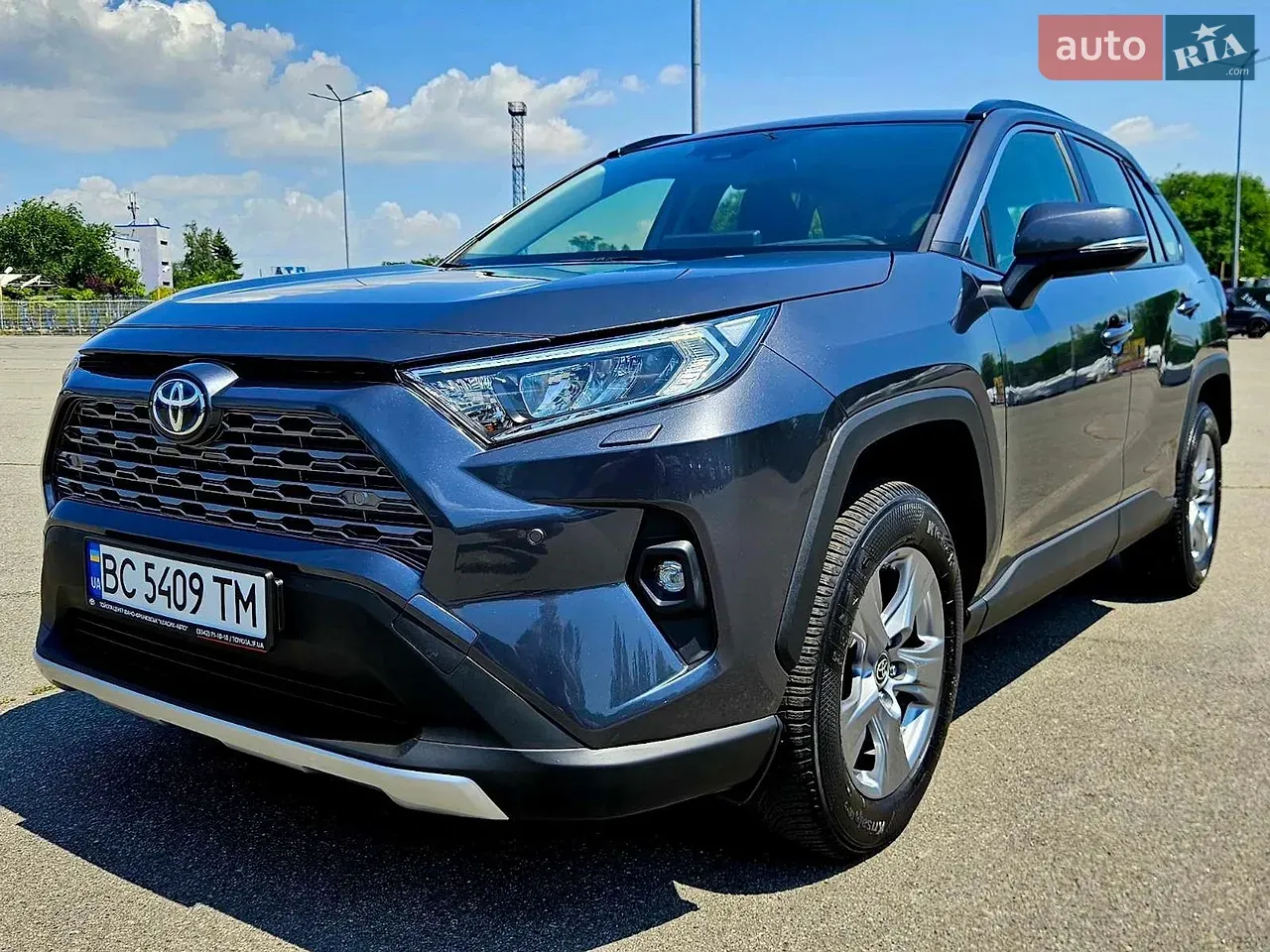 Toyota Rav4 2024 photo 2