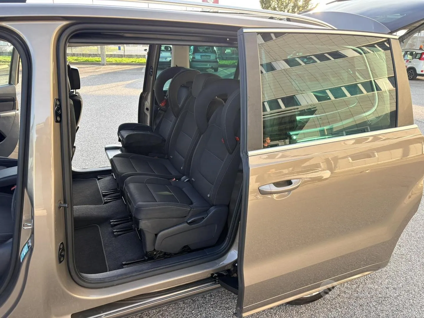 Seat Alhambra 2015 photo 5