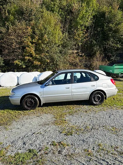 Toyota Corolla 2001 photo 3