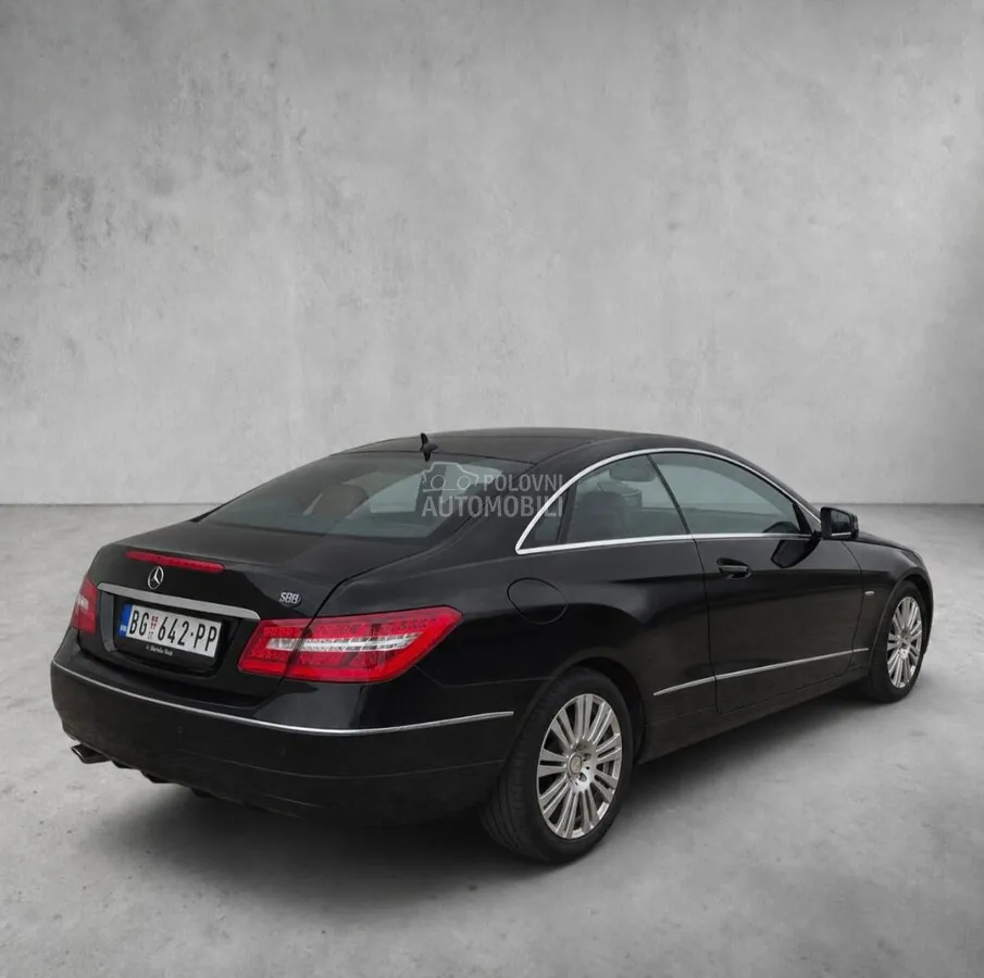 Mercedes-Benz E 250 2010 photo 4