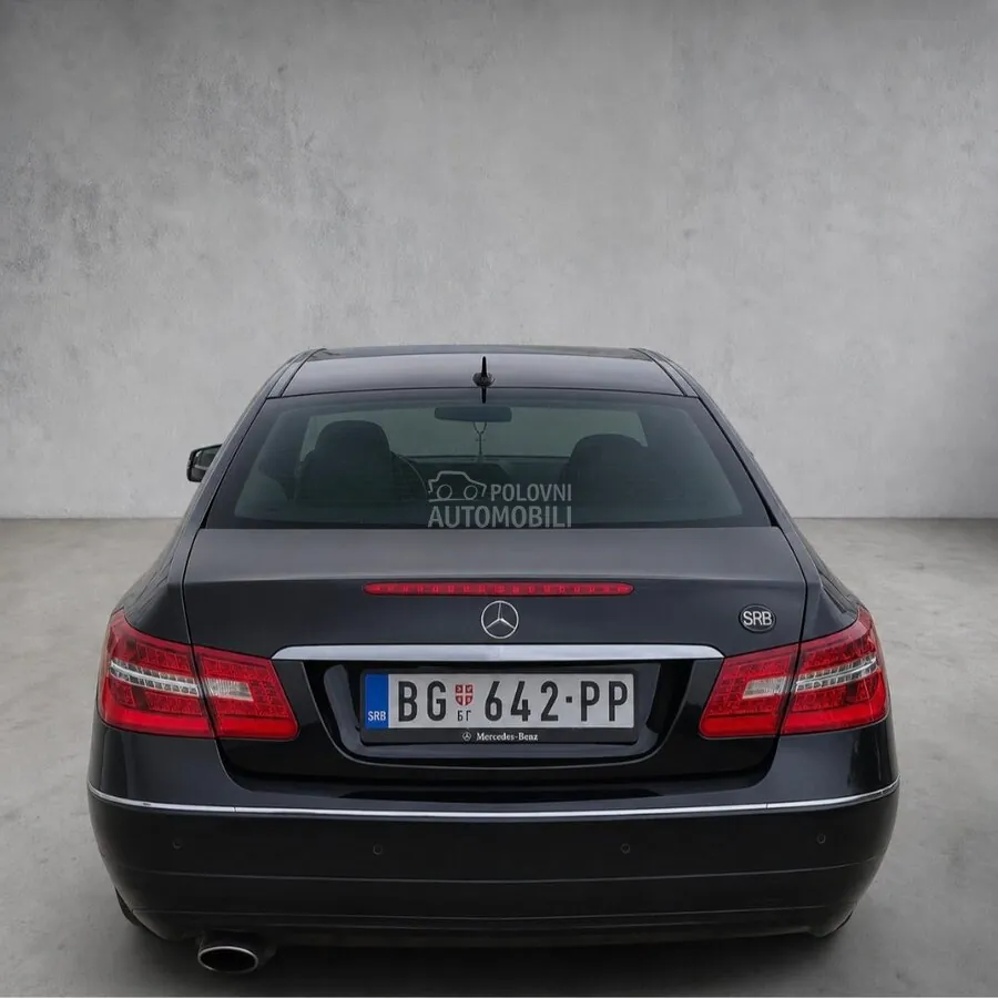 Mercedes-Benz E 250 2010 photo 5