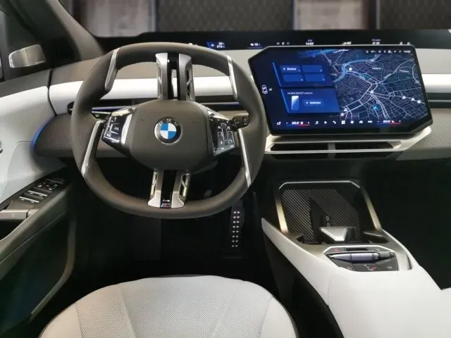 BMW Ix3 2026 photo 2