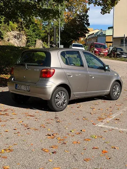 Toyota Yaris 2004 photo 5