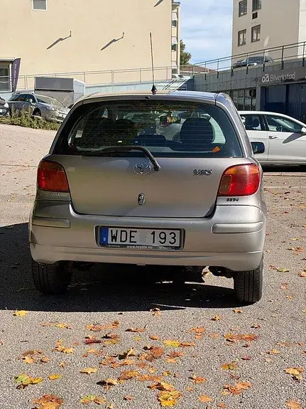 Toyota Yaris 2004 photo 4