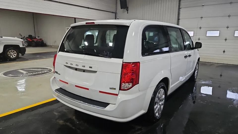 Dodge Grand Caravan 2018 photo 5