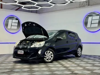 Toyota Aqua 2015 photo 4