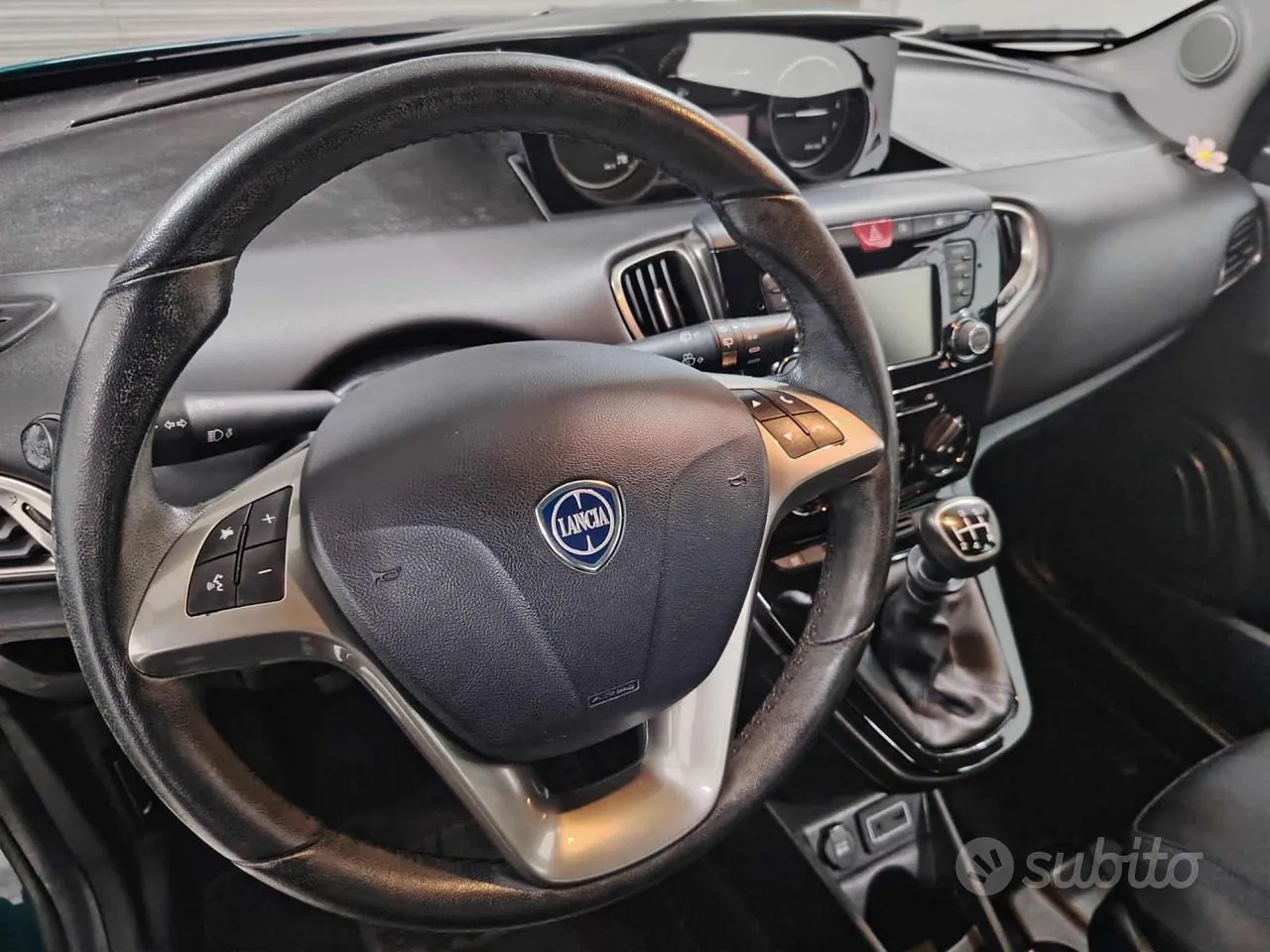 Lancia Ypsilon 2018 photo 5