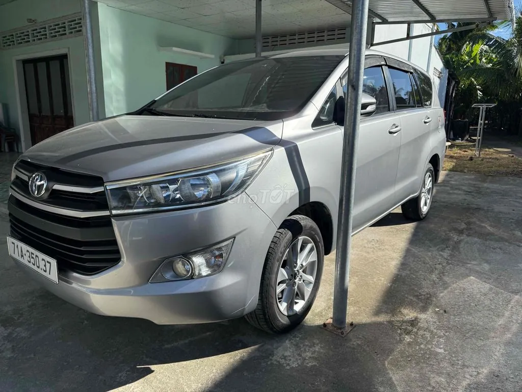 Toyota Innova 2017 photo 3
