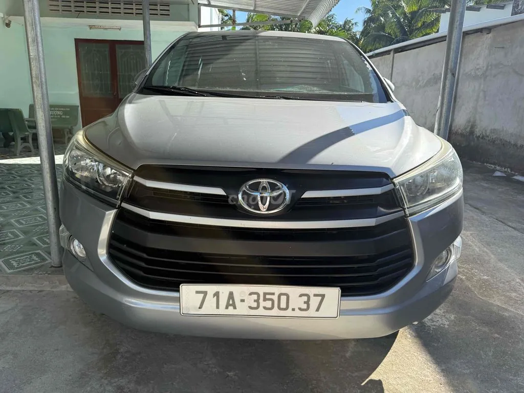Toyota Innova 2017 photo 2