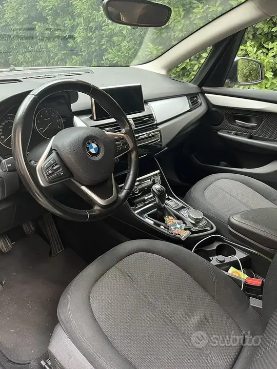 BMW 3 Series 2017 photo 4