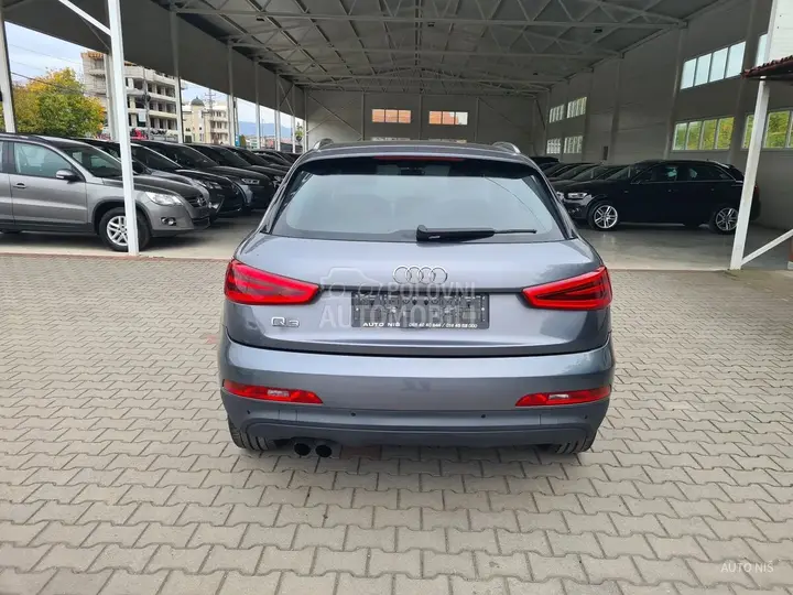 Audi Q3 2013 photo 4