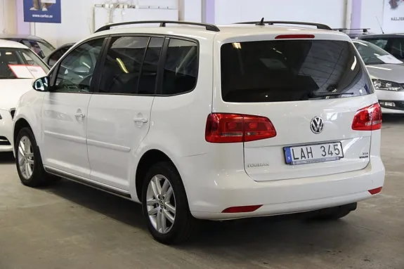 Volkswagen Touran 2011 photo 5