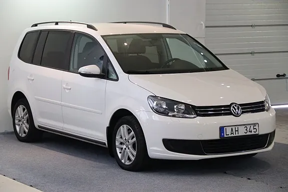 Volkswagen Touran 2011 photo 3