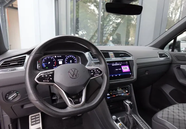 Volkswagen Tiguan 2024 photo 3