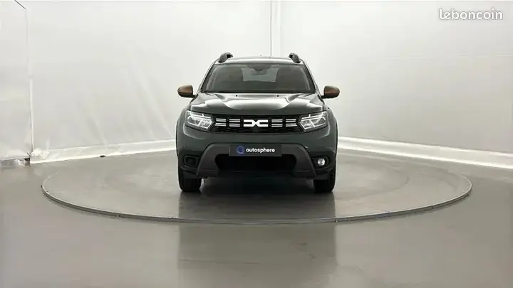 Dacia Duster 2023 photo 2