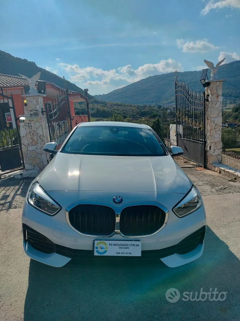 BMW 118D 2022 photo 4