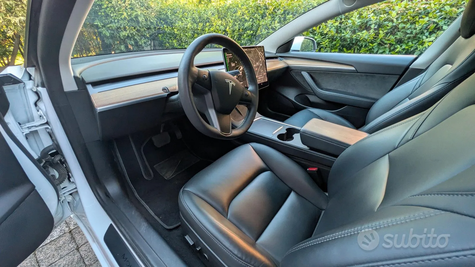 Tesla Model 3 2023 photo 5
