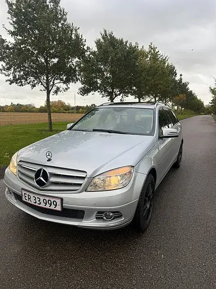 Mercedes-Benz C180 2009 photo 2
