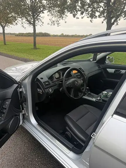 Mercedes-Benz C180 2009 photo 5