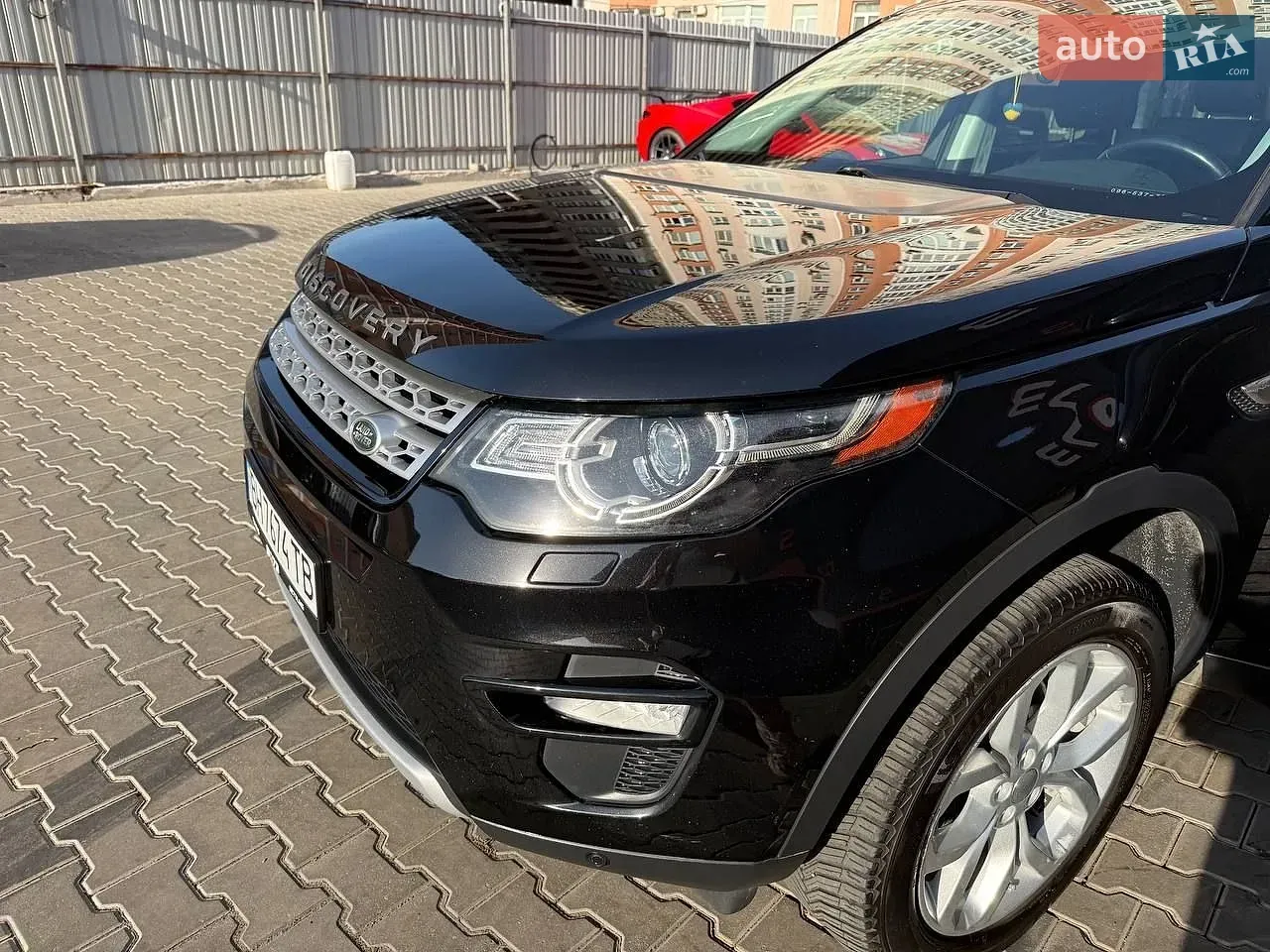 Land Rover Discovery Sport 2016 photo 3