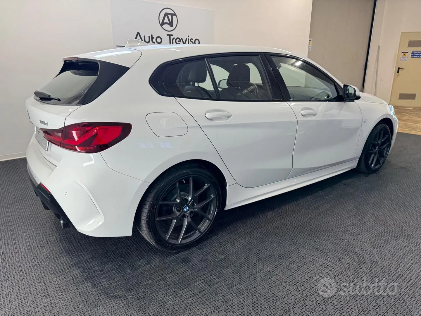 BMW 118 2021 photo 2