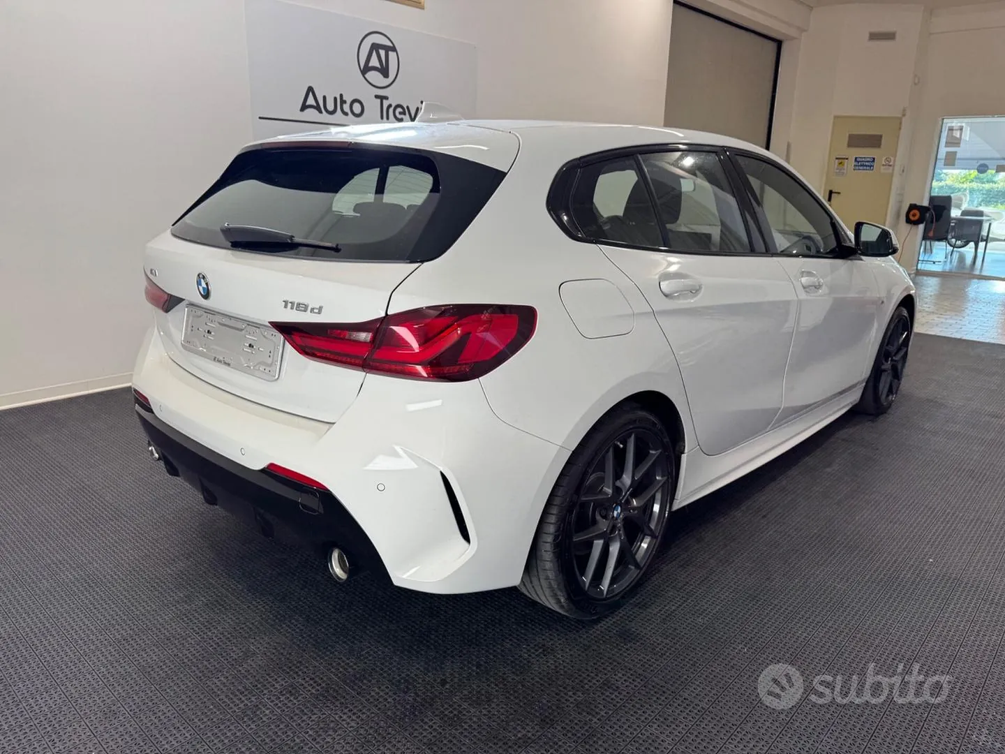 BMW 118 2021 photo 3