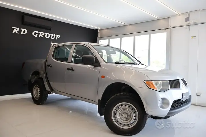 Mitsubishi L200 2007 photo 3