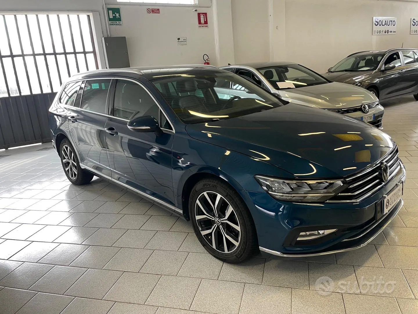Volkswagen Passat 2023 photo 3