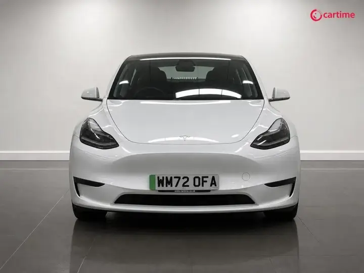 Tesla Model Y 2023 photo 2