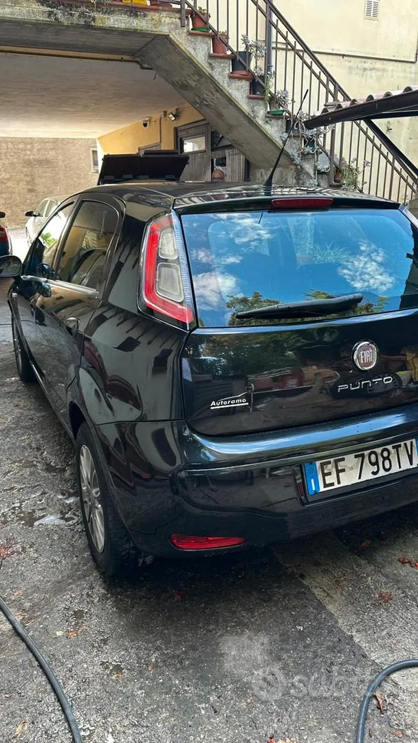 Fiat Punto Evo 2011 photo 3